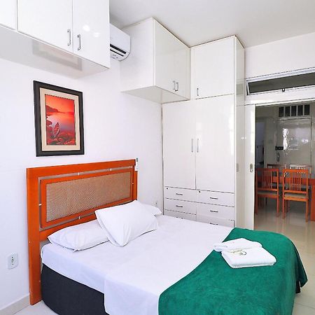 Belo 2 Quartos Para 6 Pessoas Na Quadra Da Praia Río de Janeiro Exterior foto